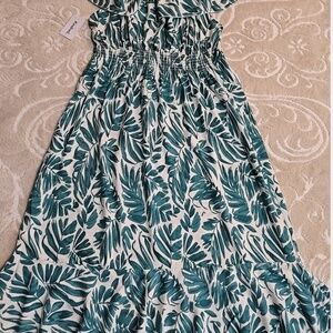 The NWT Anthropologie Kindred Sleeveless Off The Shoulder Maxi Dress- IX